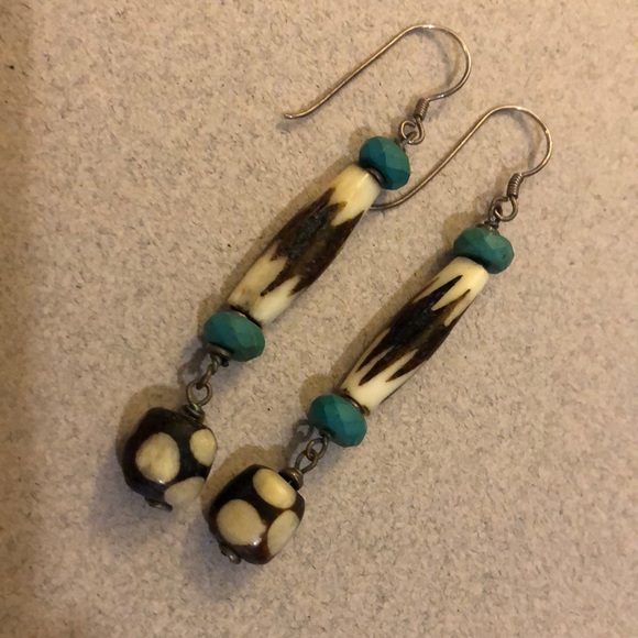 Vintage Handmade Earrings - Picture 4 of 9